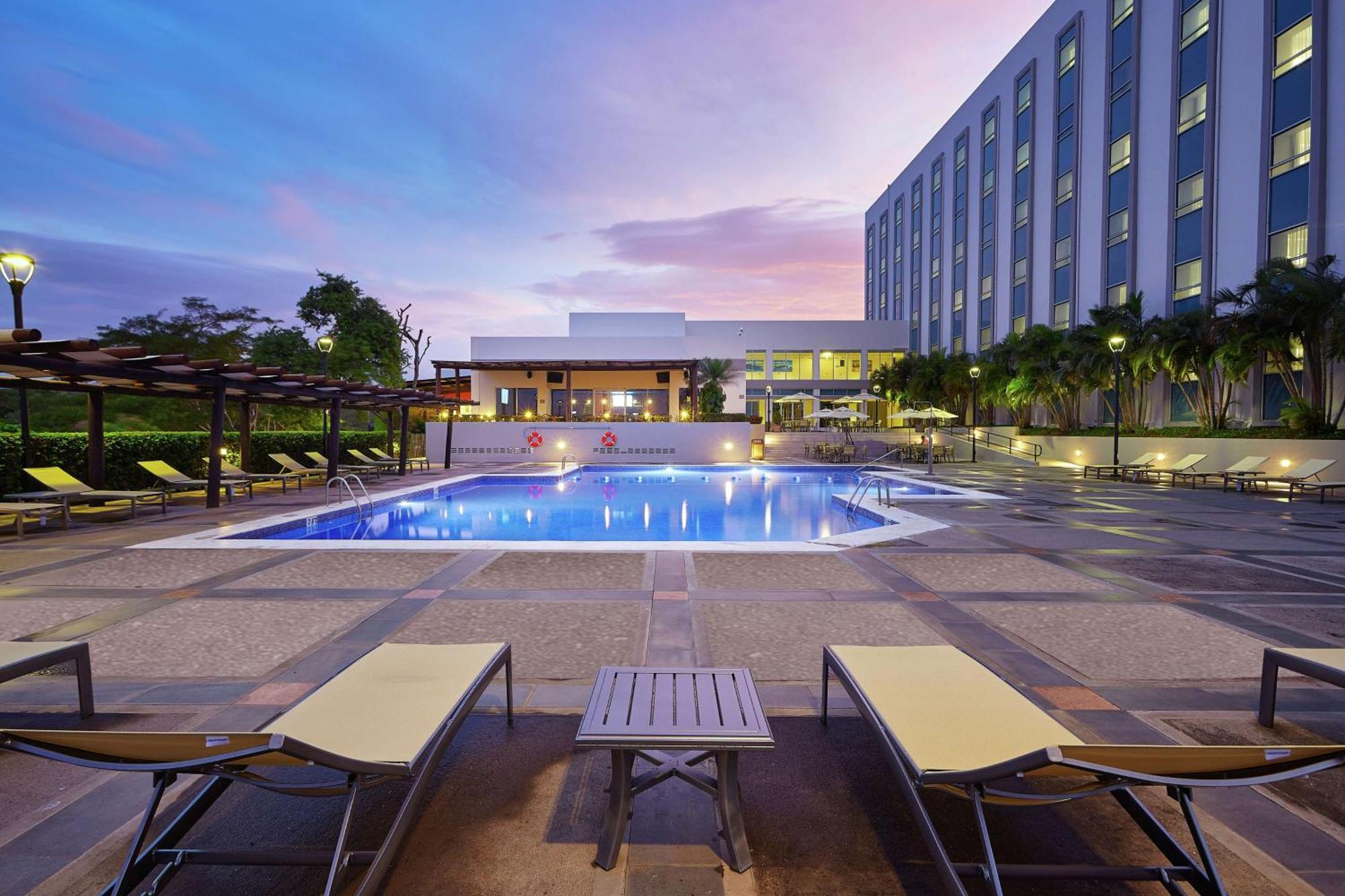 Hilton Doubletree By Hilton Managua Hotel Exterior foto