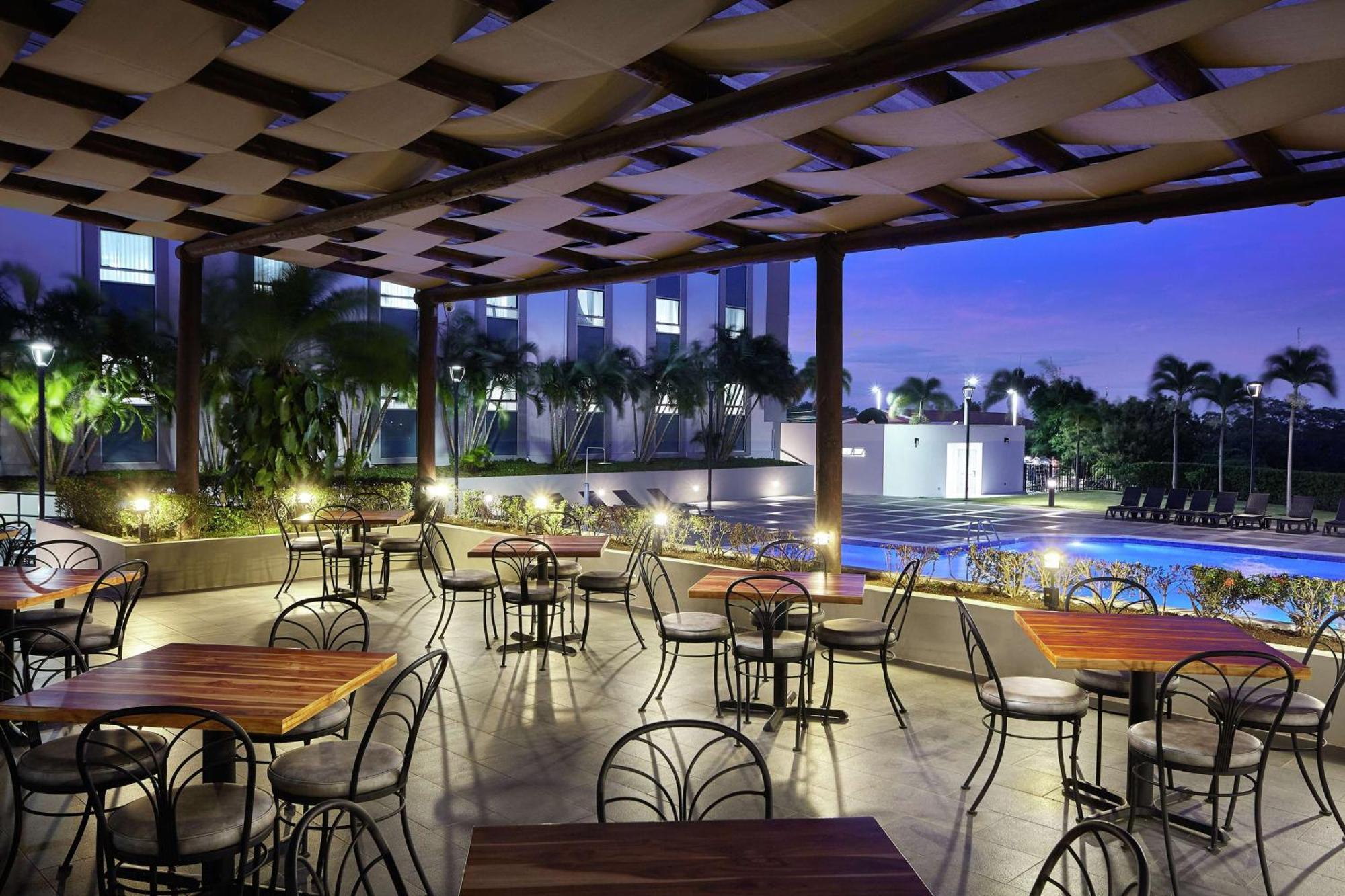 Hilton Doubletree By Hilton Managua Hotel Exterior foto